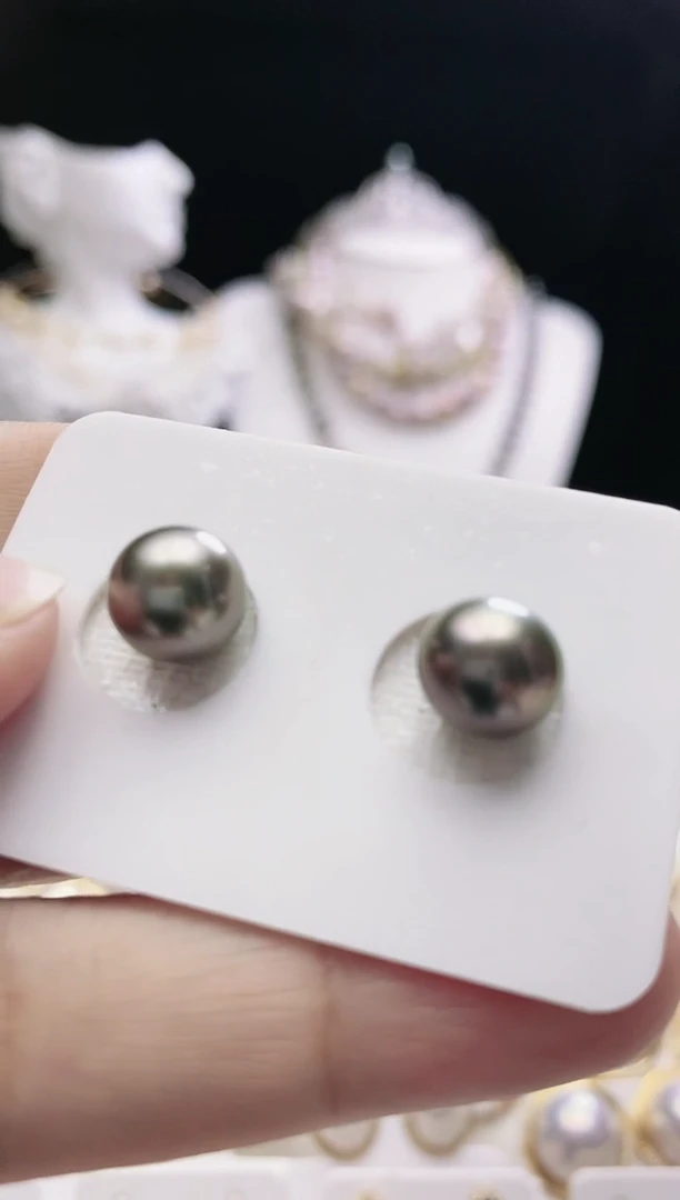 18K金镶嵌耳钉海水珍珠大溪地珍珠素耳钉