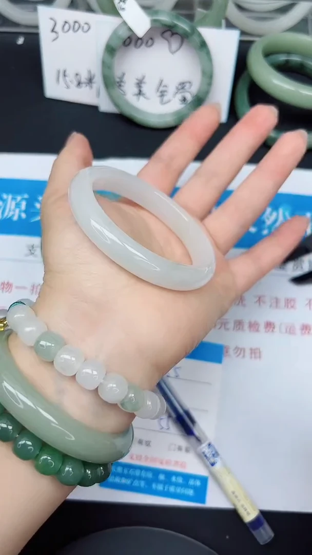 未镶嵌手镯石英质玉55-55/56