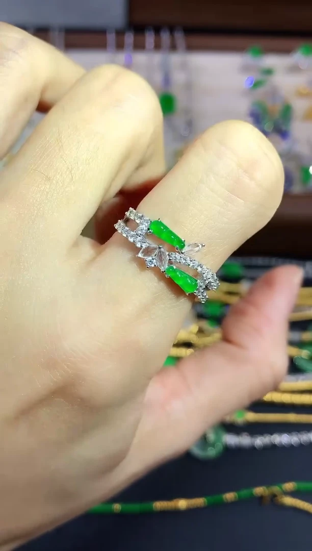 18K金镶嵌戒指翡翠225|7980