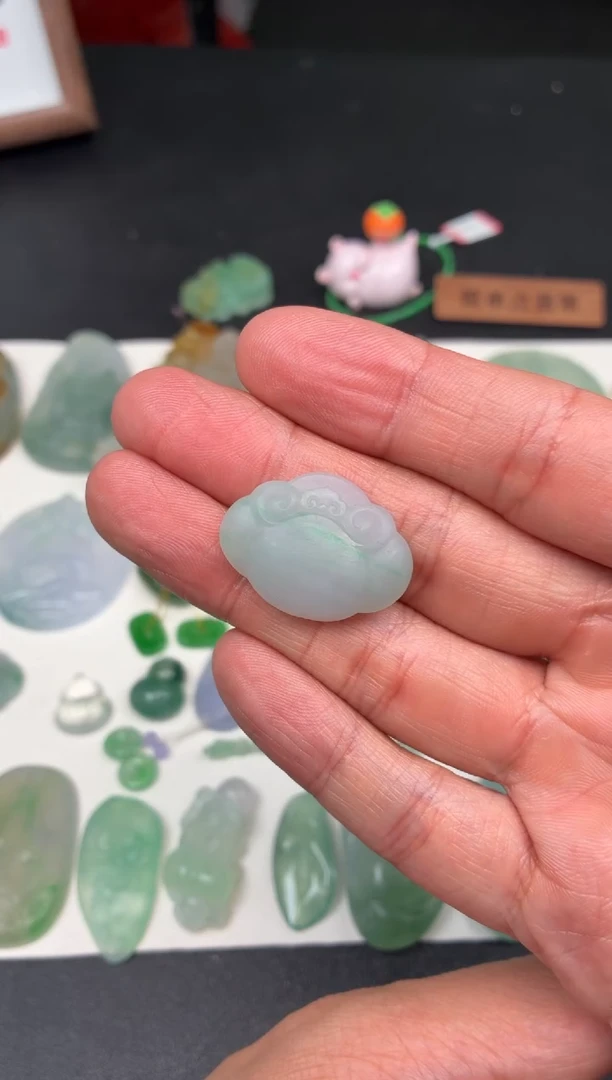 未镶嵌定制翡翠翡翠