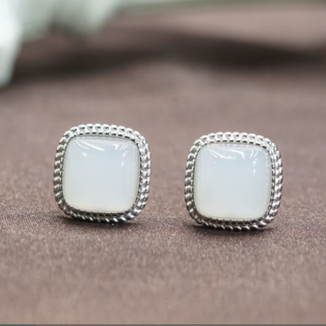 s925和田玉白玉方形耳钉 T123011