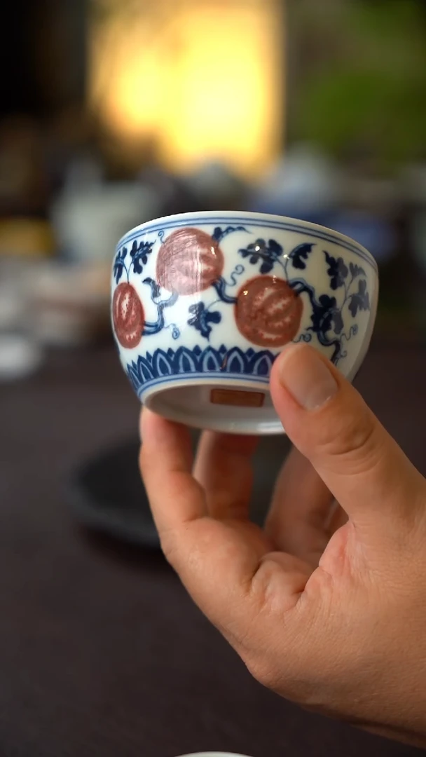 景德镇全手工手绘青花釉里红缸杯