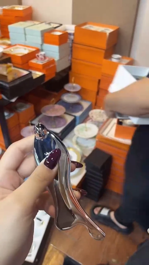 杯鸿辉家品牌瓷器，京东包邮！