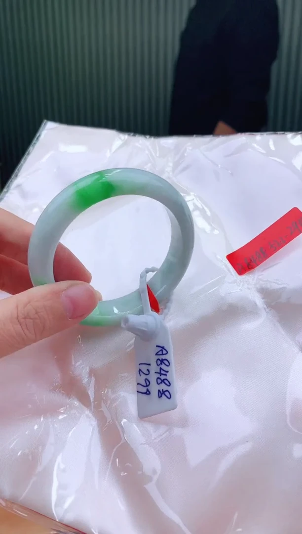 未镶嵌手镯翡翠51