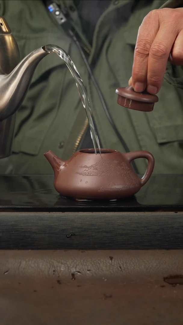 茶壶紫砂16 石瓢  紫泥 刻绘 200cc