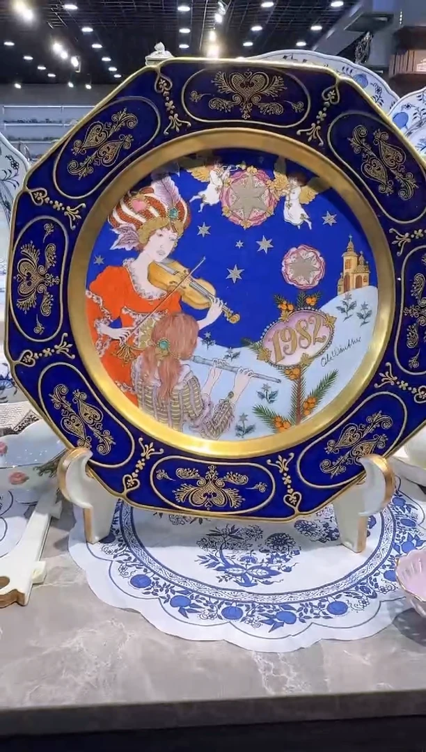 娜娜中古瓷器如图所示3只