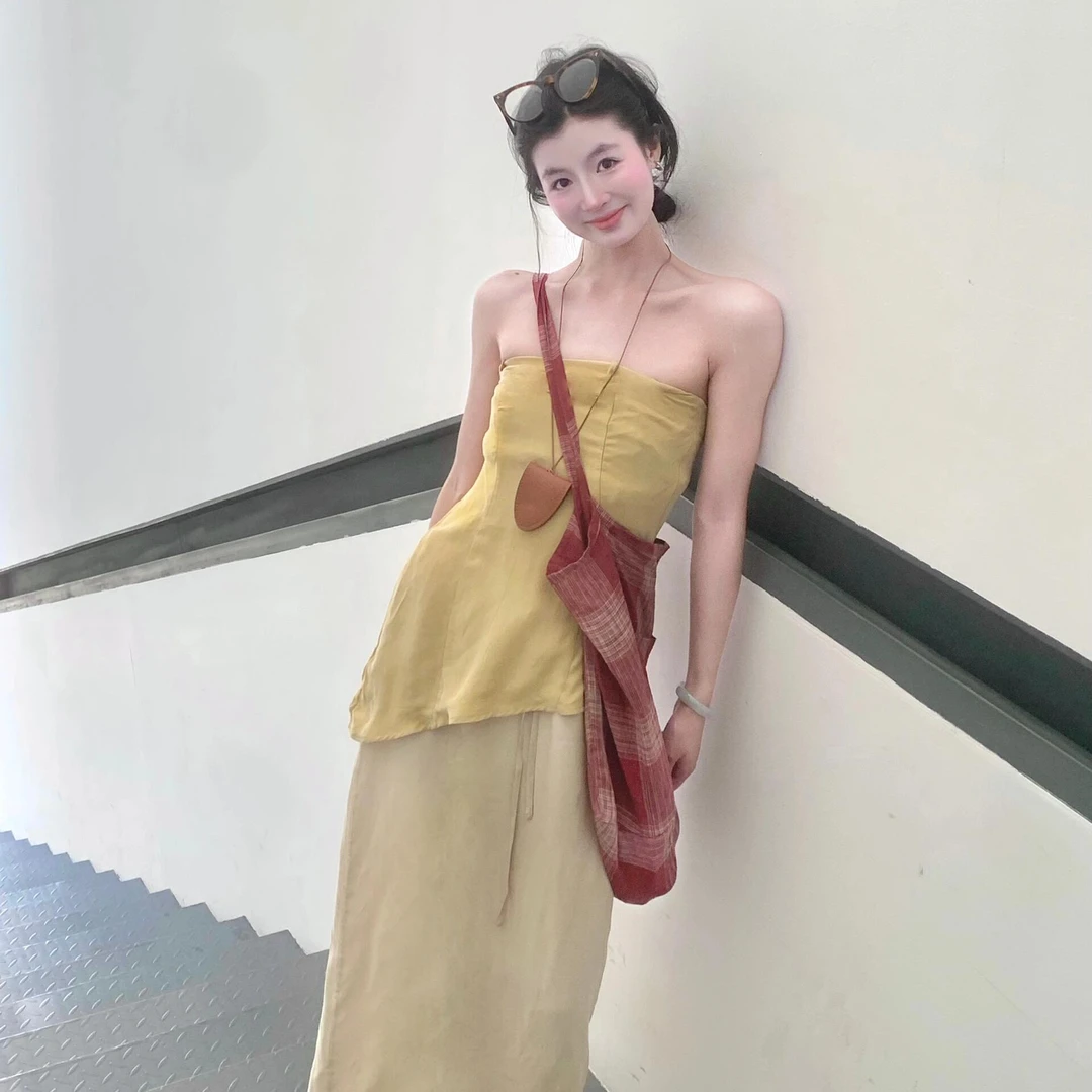 气质不规则抹胸吊带女夏季新款修身显瘦无袖背心显瘦半身裙两件套