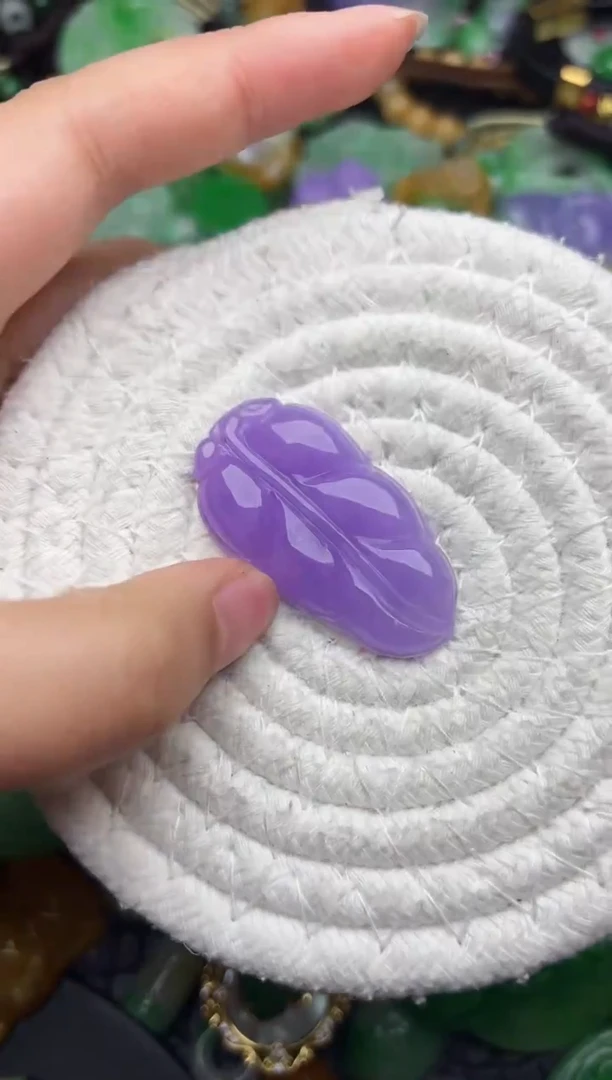 颈饰未镶嵌翡翠缅甸翡翠吊坠