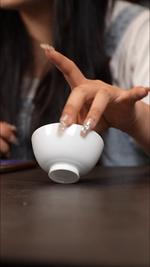 景德镇白胎小鸡心杯