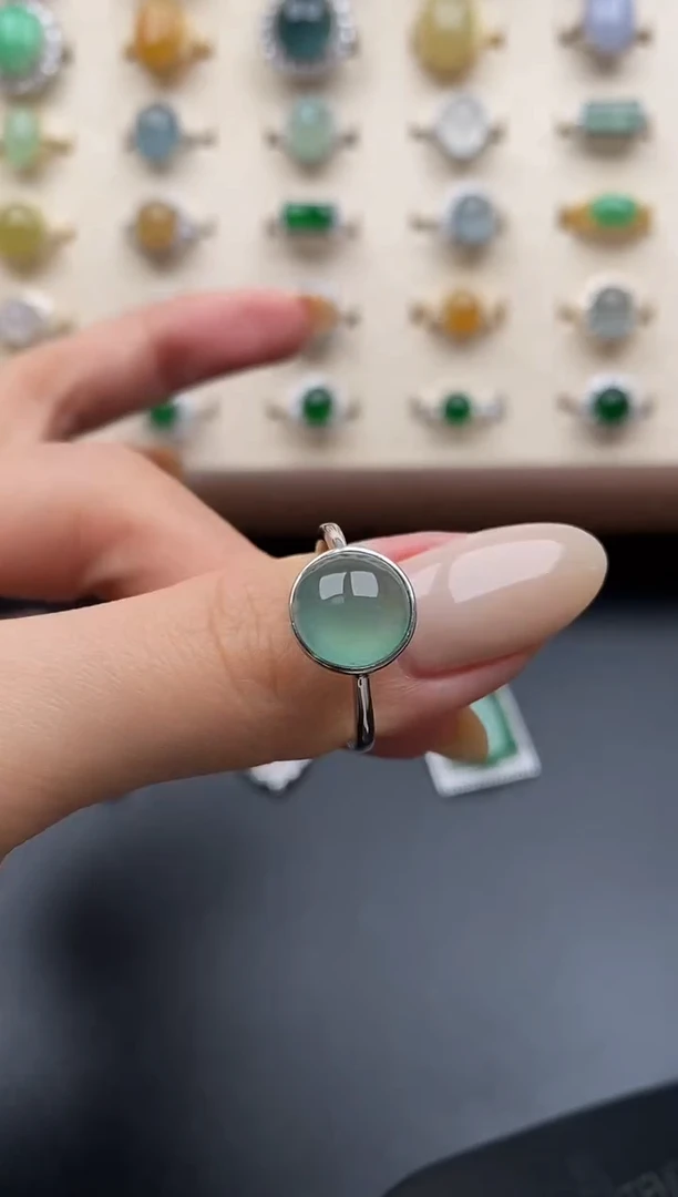 银S925镶嵌戒指翡翠一物一证一礼盒