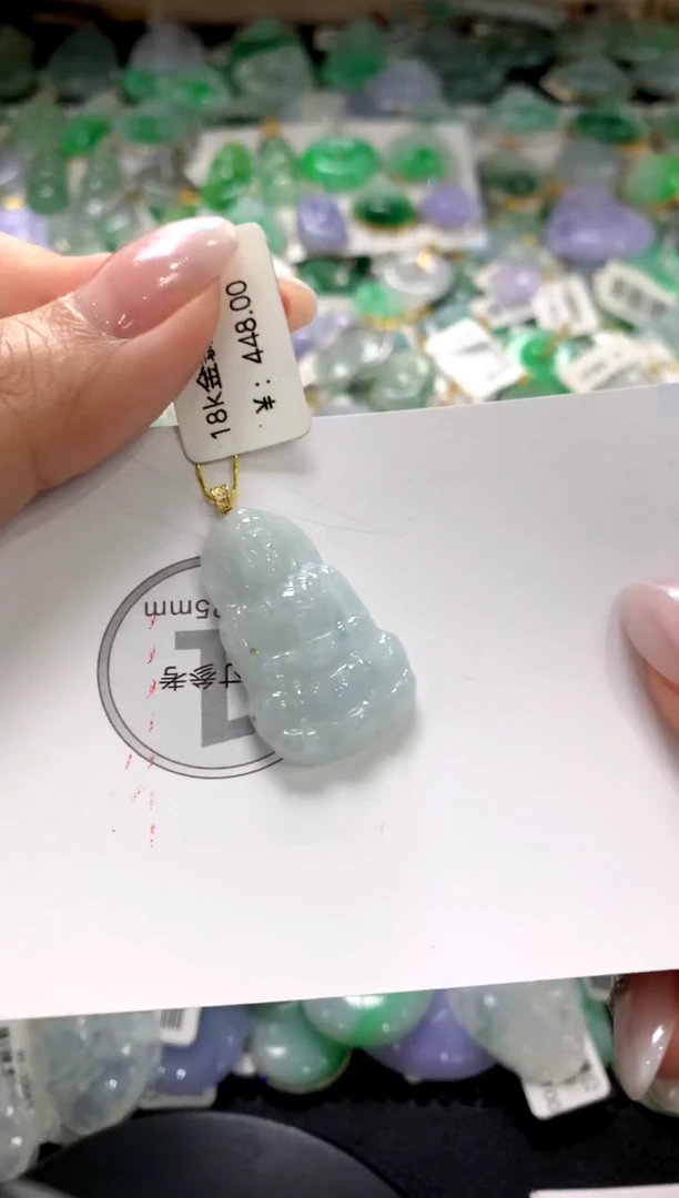 颈饰18K金镶嵌翡翠1111111111111111