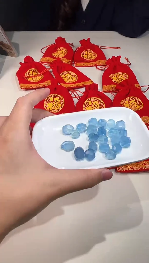 未镶嵌珠宝半成品水晶【V29】海蓝宝随形多样性随1个