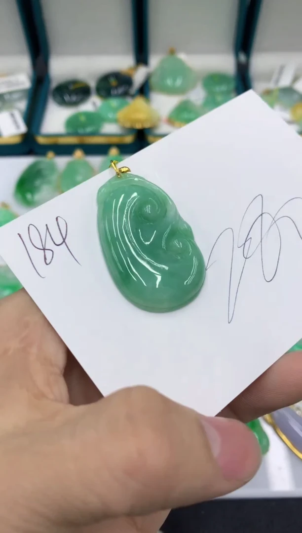 【闪购商品】翡翠颈饰18K金镶嵌链接1111