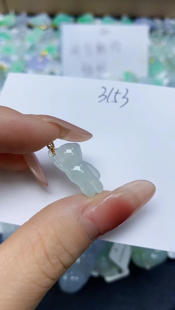 翡翠未镶嵌颈饰 天然缅甸翡翠A货