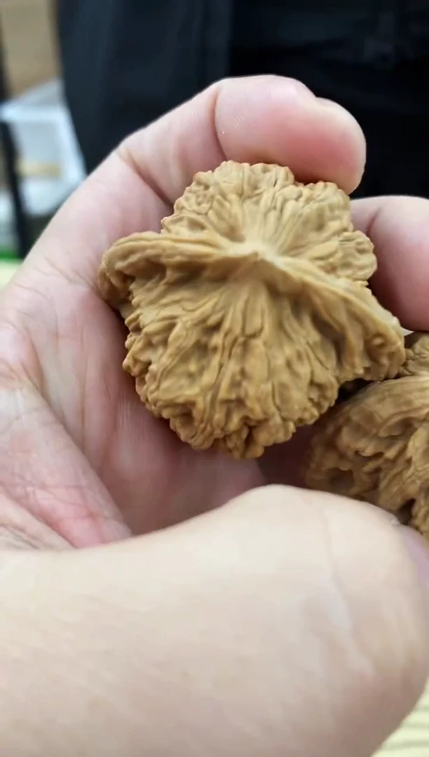 把件核桃【四座楼】#43新人练手对（适合新手练手）