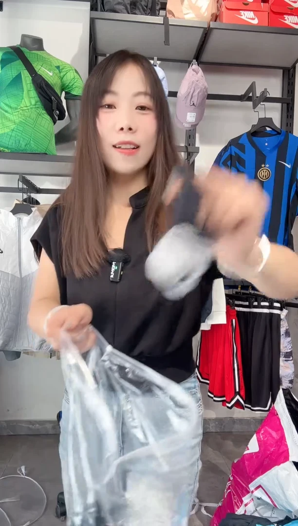 1616 编码 瑕疵款直播间过款为准 尺码袜子瑕疵无售后