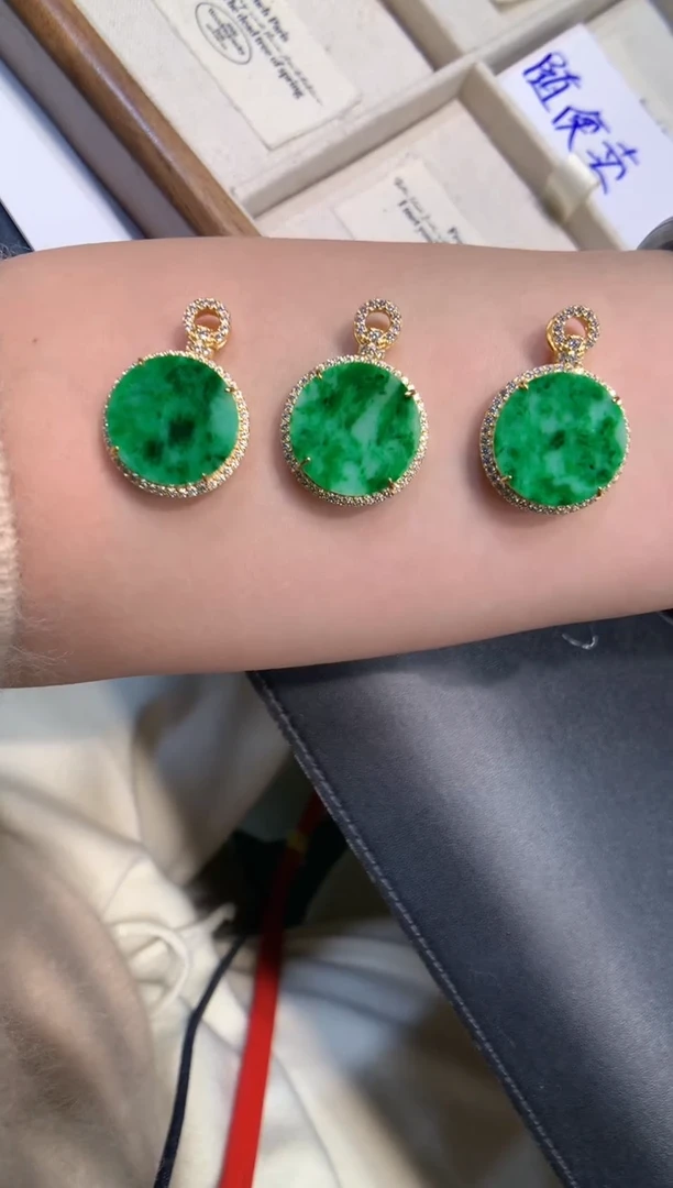 颈饰银S925镶嵌翡翠无事牌 多样性发一件