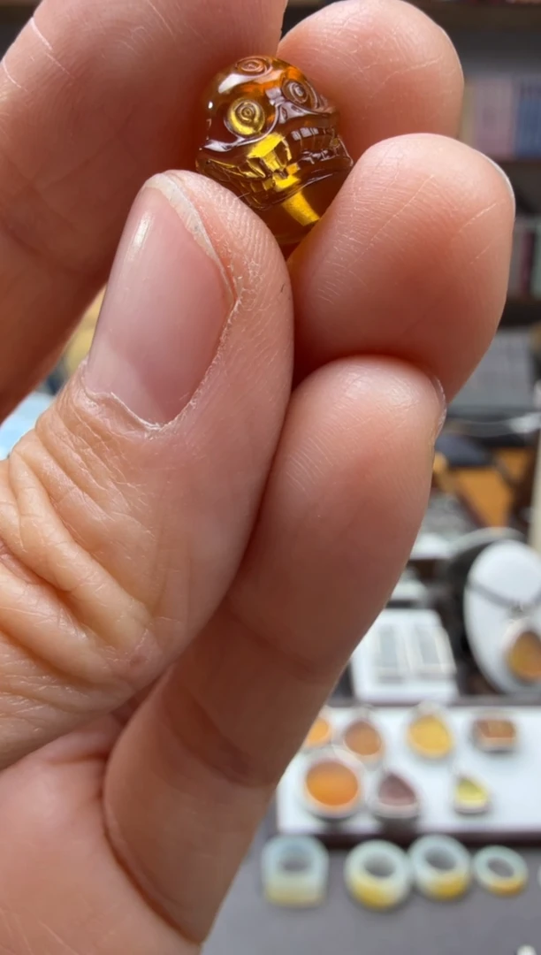 琥珀颈饰未镶嵌配珠10