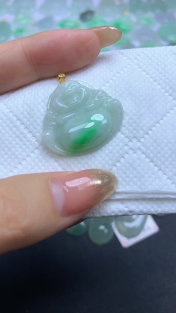 颈饰18K金镶嵌翡翠A货