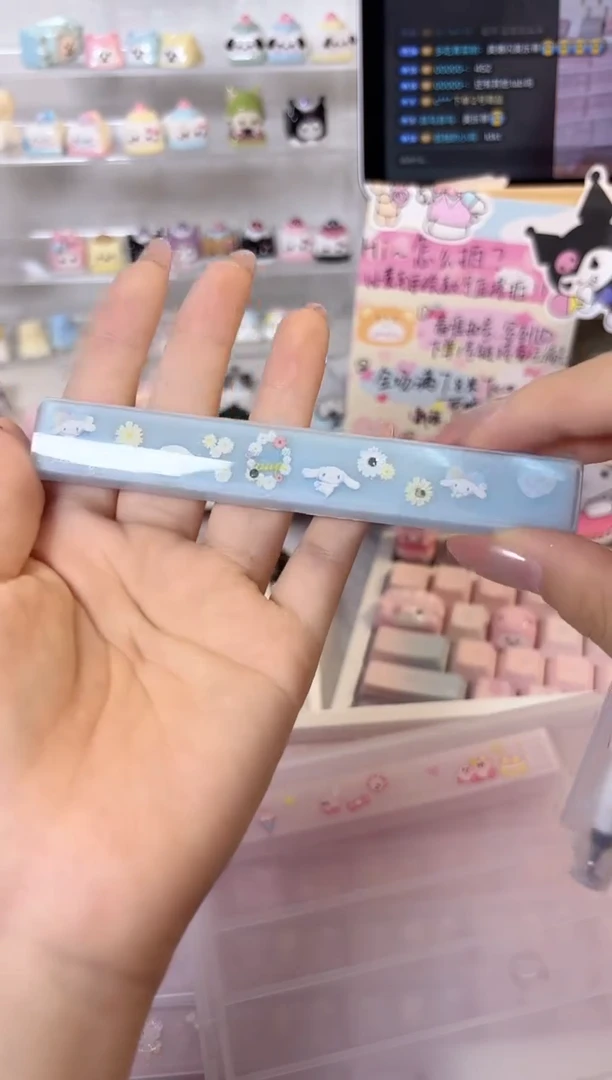 44.花环玉桂狗滴胶键帽