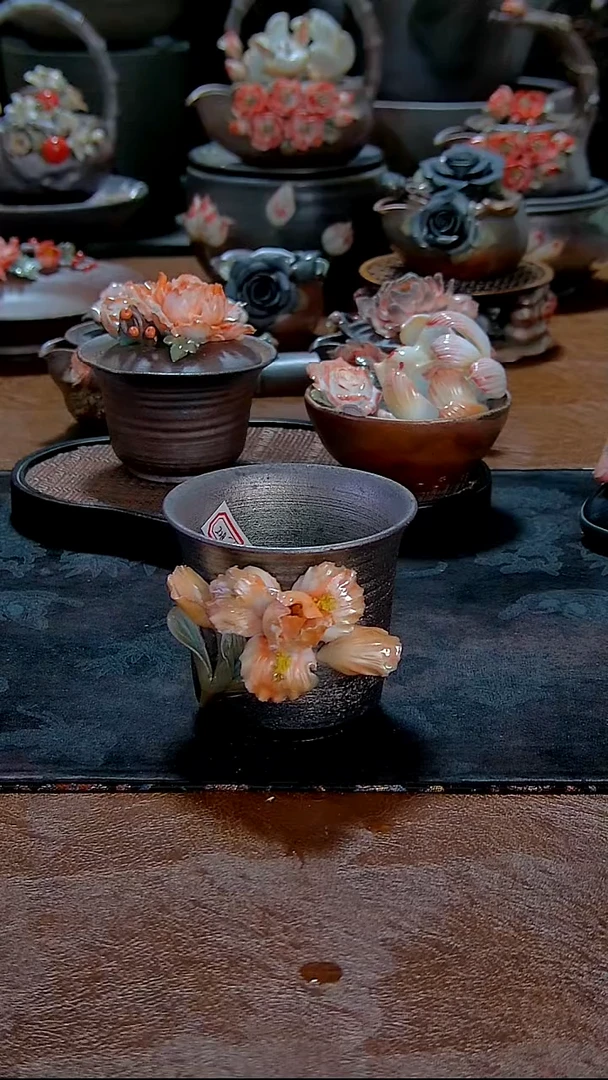 有*黄老师鸢尾花柴烧杯子