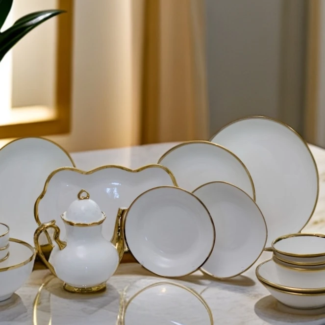 高档描金家用菜盘餐具盘子陶瓷餐盘碟子金边描金轻奢纯白欧式白瓷