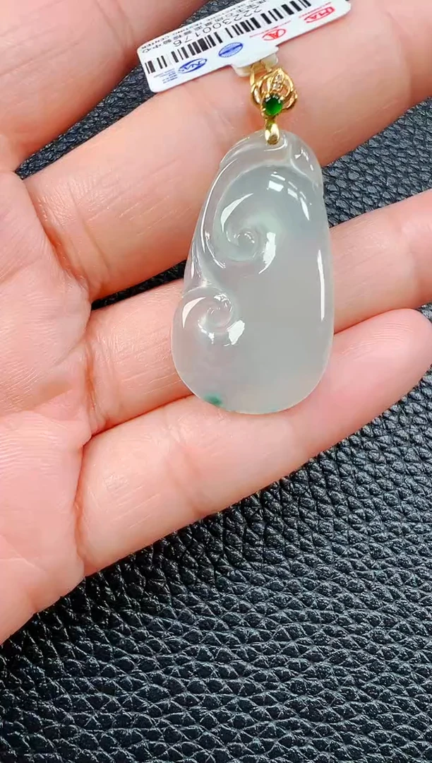 【闪购商品】翡翠吊坠(不含链)18K金镶嵌如意吊坠176