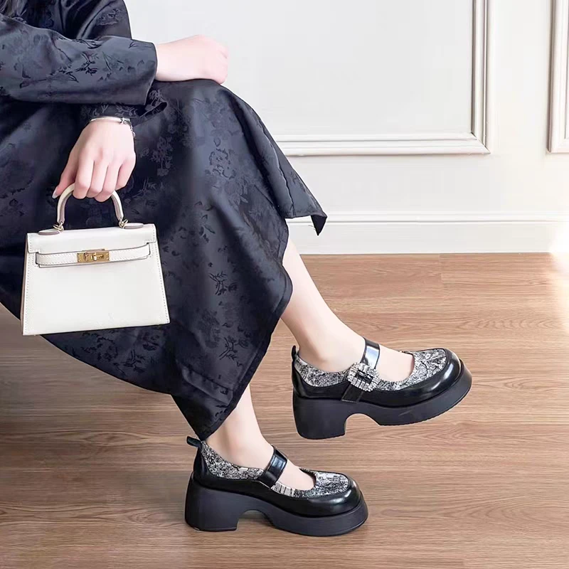 C4792 水墨白 时尚厚底深口女士乐福鞋