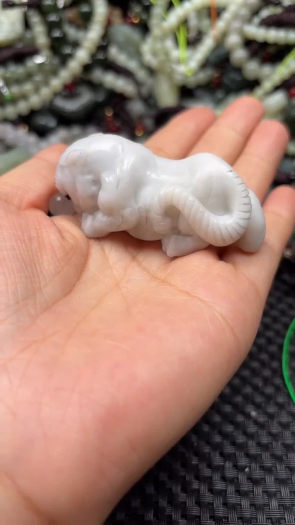 【闪购商品】和田玉颈饰未镶嵌.