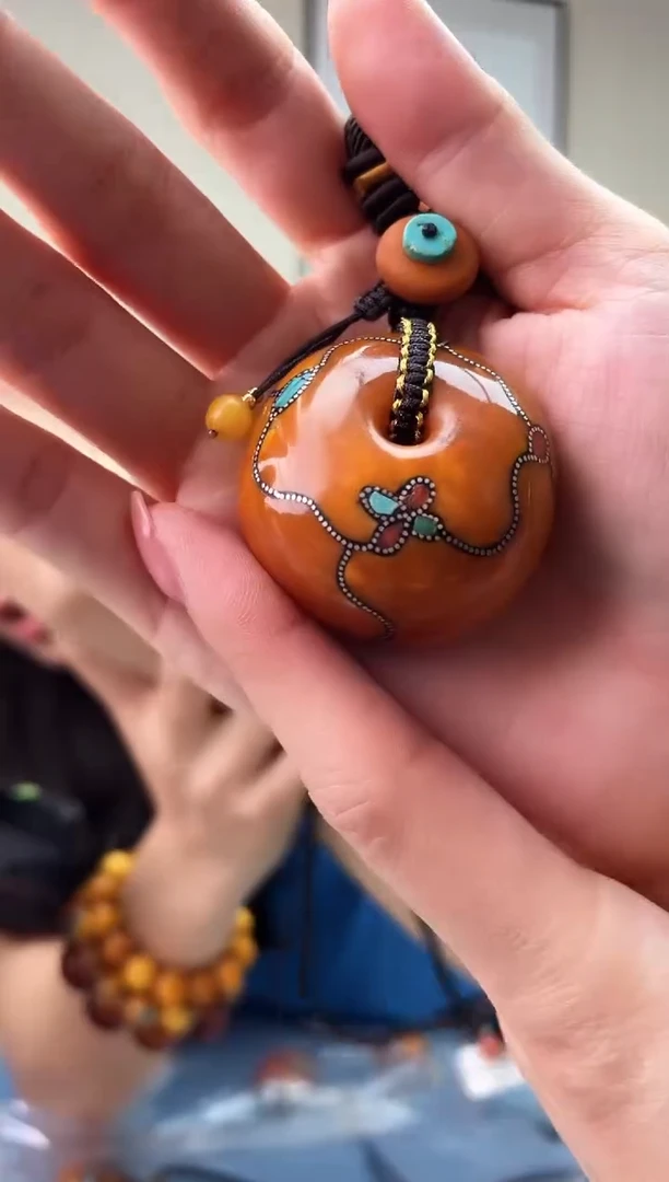 蜜蜡未镶嵌珠宝奇石T025假一罚十多样性发其一