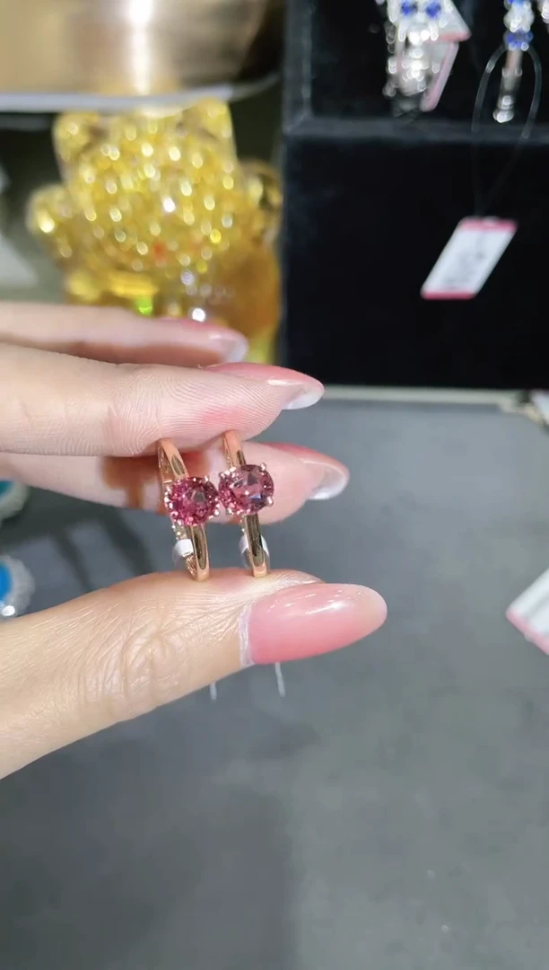 【闪购商品】戒指18K金镶嵌碧玺多样性发其一