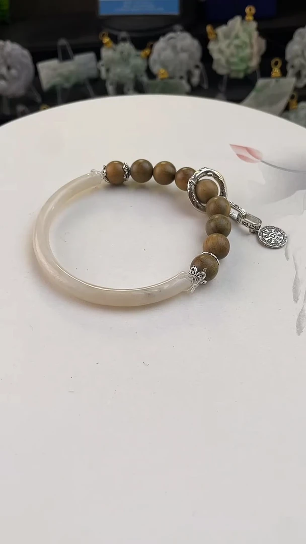 颈饰未镶嵌翡翠手工定制默认微瑕主播介绍为准