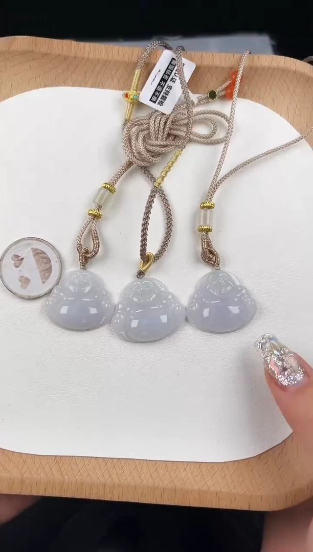 颈饰未镶嵌翡翠LA039翡翠细油冰淡粉小佛+送同款绳子多样性发其一
