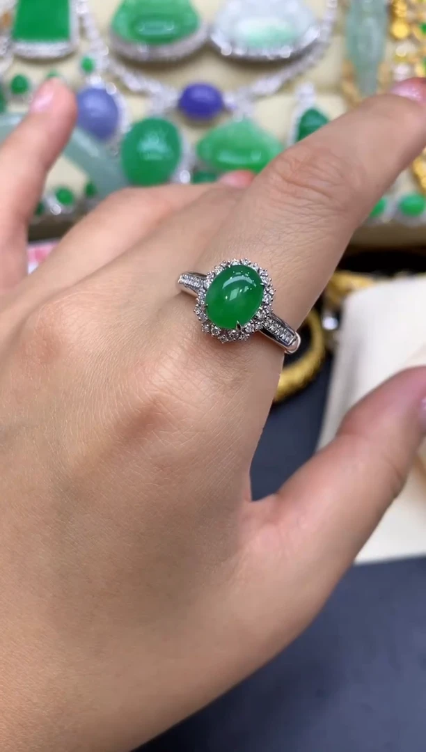 18K金镶嵌戒指翡翠317-中国好珍宝