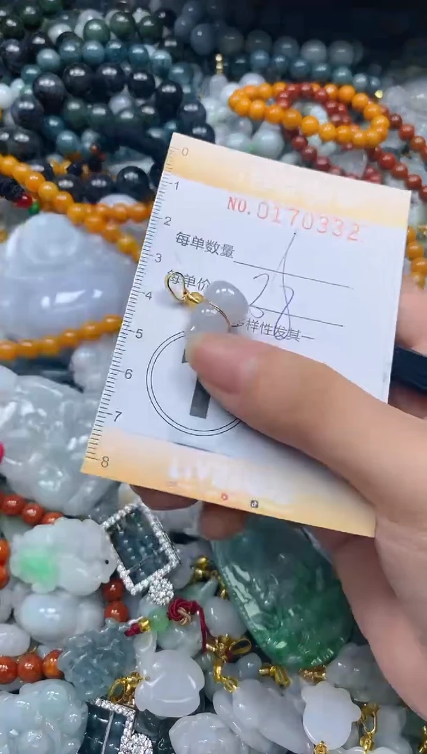 翡翠未镶嵌颈饰闪购0170332多样性发其一