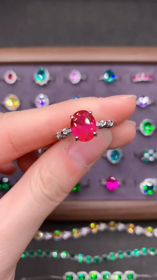 【闪购商品】红宝石戒指银S925镶嵌····