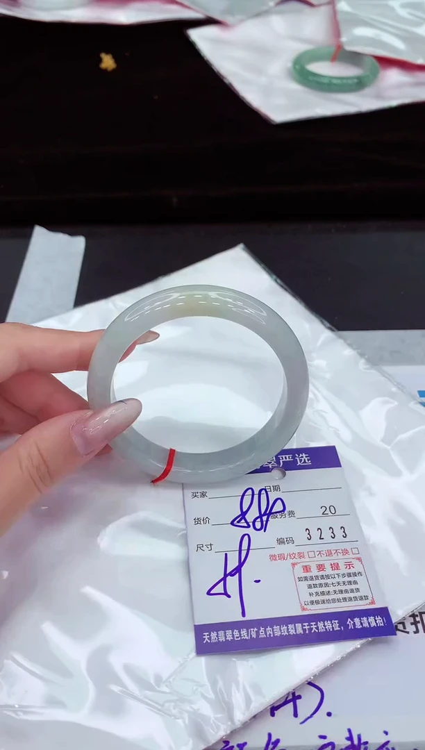 翡翠手镯未镶嵌1111111111111