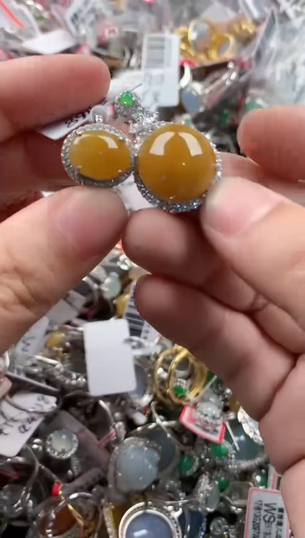 银S925镶嵌戒指翡翠777    1