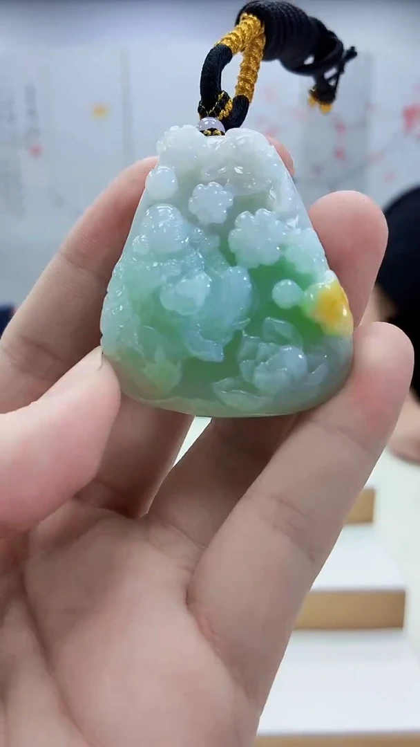 未镶嵌定制翡翠5060bb-毛货挂件30