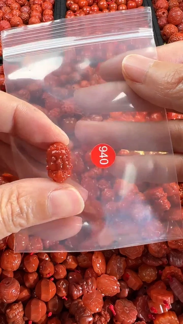 【闪购商品】南红玛瑙颈饰未镶嵌1