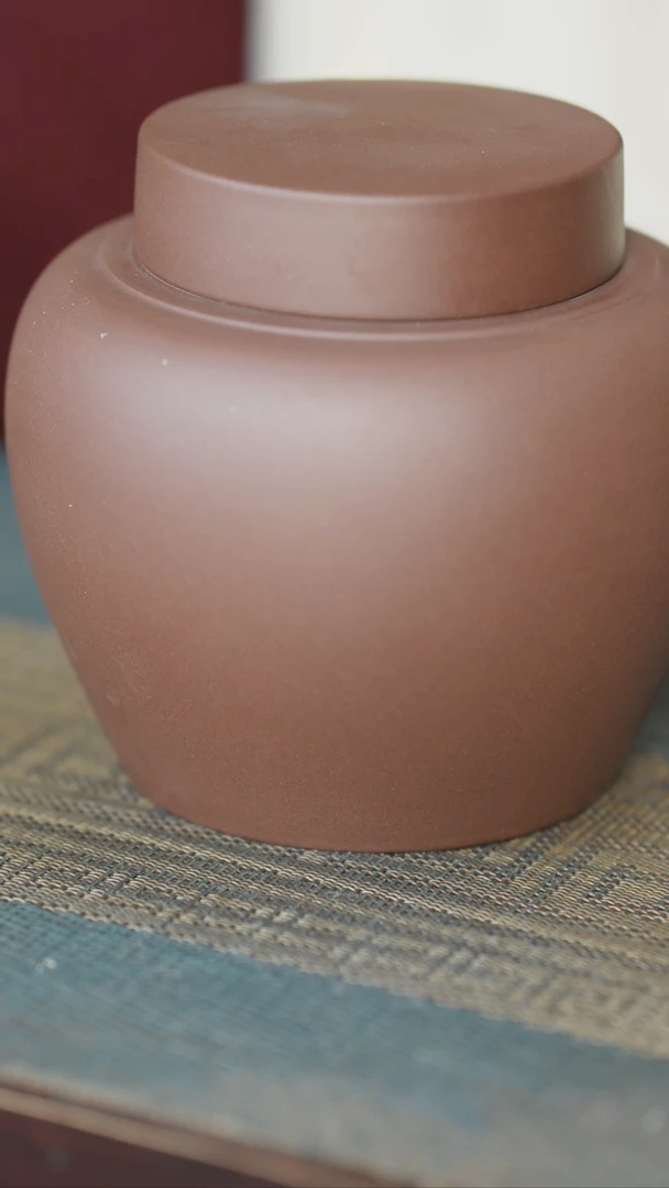 【闪购商品】喀左紫砂真不错，主播就是做壶的