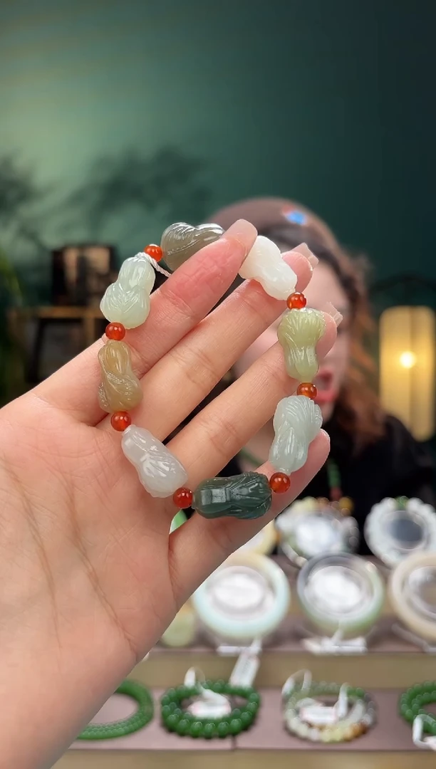 【闪购商品】和田玉手串未镶嵌白菜手串