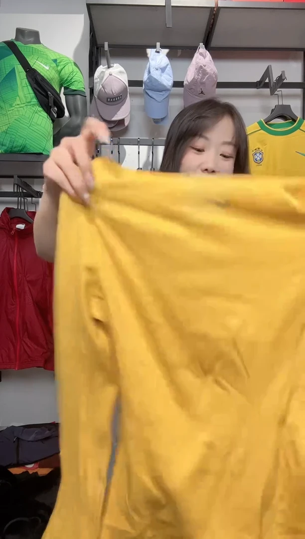 1558 编码 瑕疵款直播间过款为准 尺码