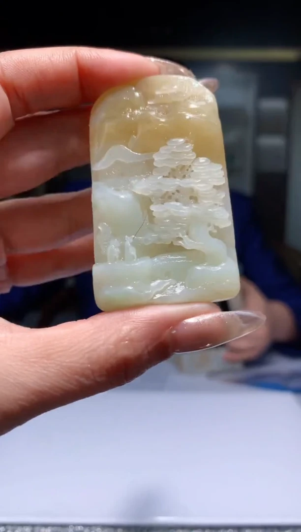 【闪购商品】定制和田玉Boss阳天然和田玉（拍一发一）