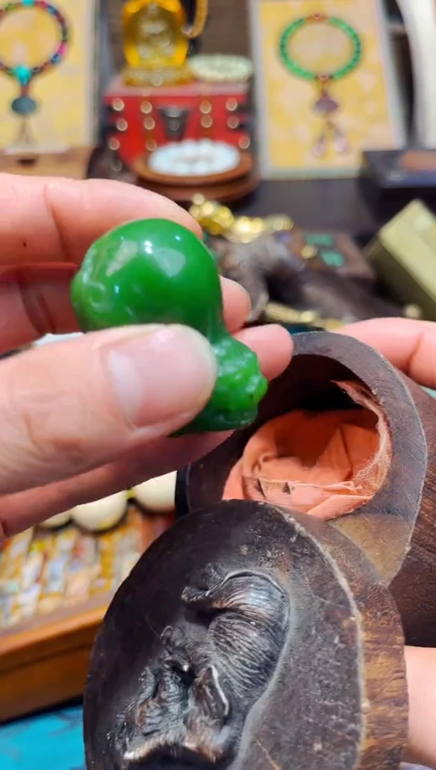 【闪购商品】和田玉挂件未镶嵌瑞哥高端精品链接D27