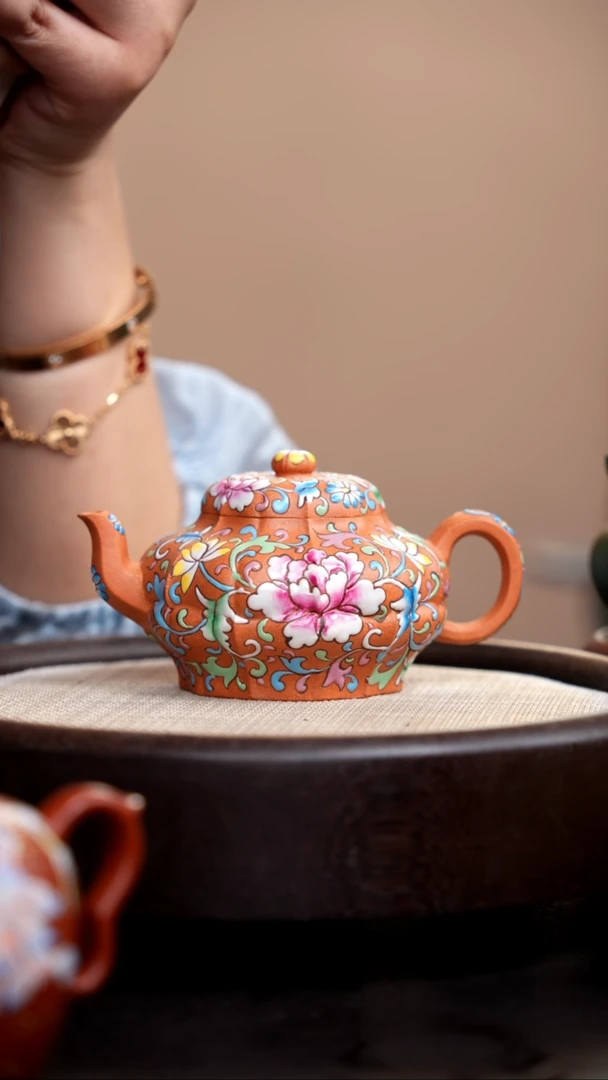 茶壶紫砂琥珀金砂合菱珐琅彩满彩