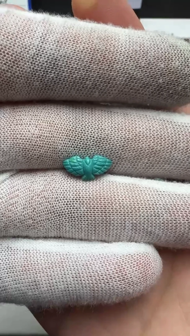 绿松石未镶嵌老鹰毛*生配饰