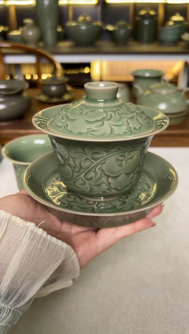 陶瓷耀州窑纯手工缠枝牡丹马蹄三才盖碗