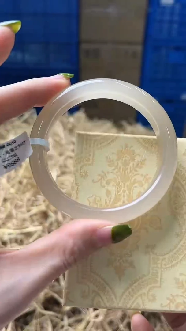 未镶嵌手镯石英质玉M-0010-56