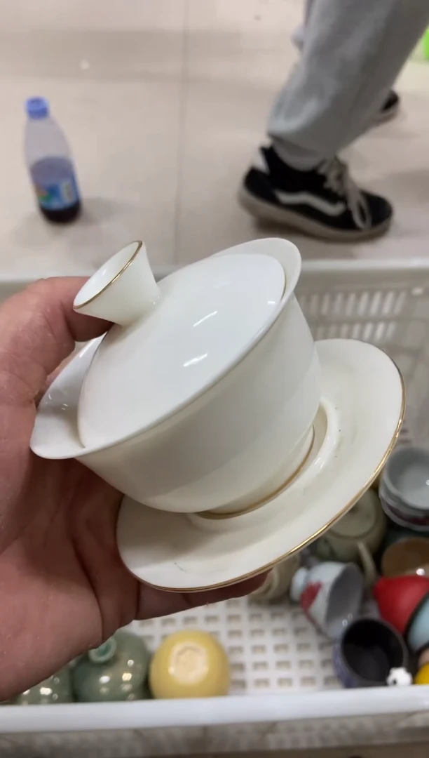 杯子瓷无运费险有瑕疵的摄影的产品有使用过的痕迹有点脏介意勿拍